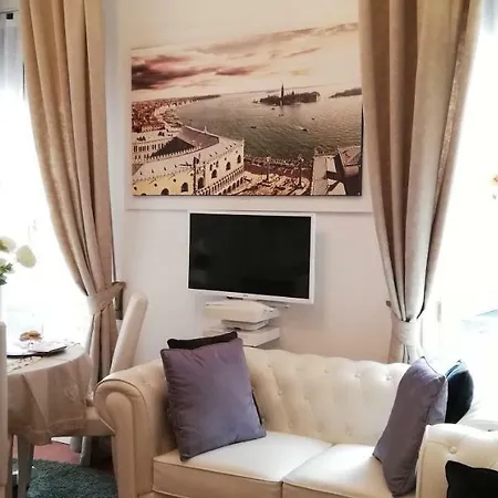 Apartment San Luca Venedig